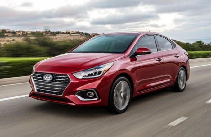 Bổ sung trang bị, Hyundai Accent 2019 tăng giá bán.