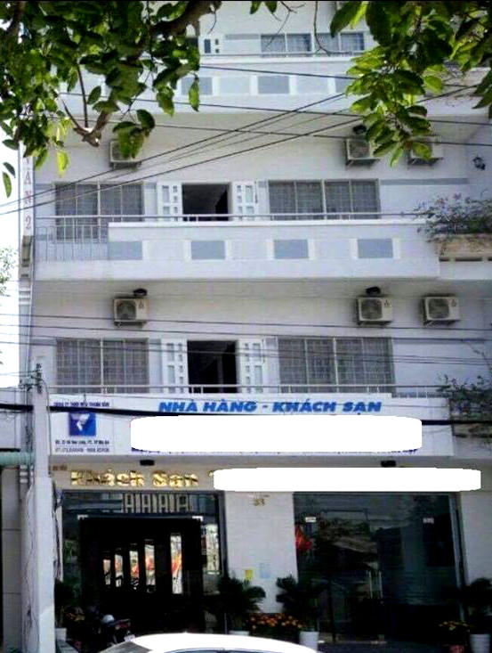 Khách sạn nơi ông Nguyễn Xuân Quang, Phó Cục trưởng Cục Kiểm soát hoạt động bảo vệ môi trường trình báo bị mất 385 triệu đồng.