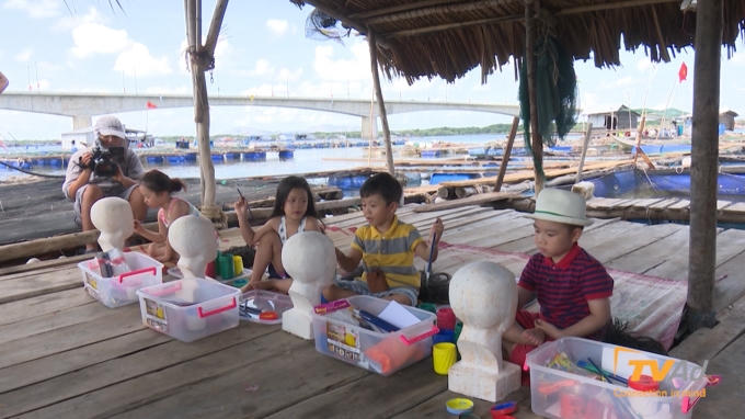 Bố ơi mình đi đâu thế mùa 3 tập 7: Hài hước tạo hình chân dung 4 ông bố của các con