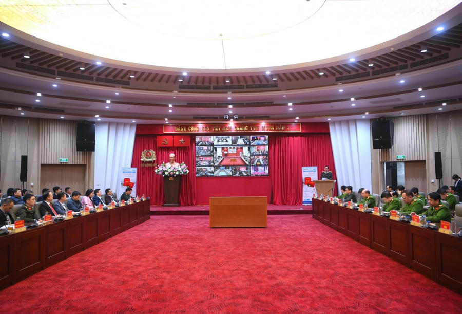 Thứ trưởng Lê Văn Tuyến đến dự và phát biểu chỉ đạo tại Lễ ra mắt.