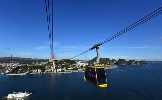 Cáp treo ngắm vịnh Hạ Long đã được Sun Group đưa vào sử dụng.