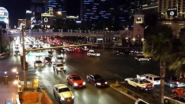 Tuyến phố đông đúc ở Las Vegas, Mỹ. (Ảnh: Daily Mail)