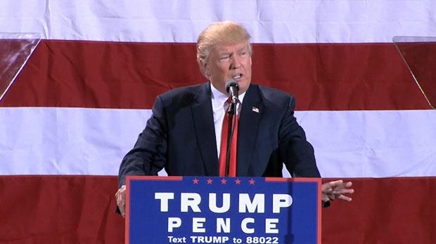 Trump tiếp tục tấn công vào điểm yếu của bà Clinton trong chiến dịch tranh cử tổng thống. (Ảnh: Telegraph)