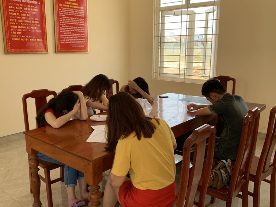 Các đối tượng bán dâm tại nhà nghỉ