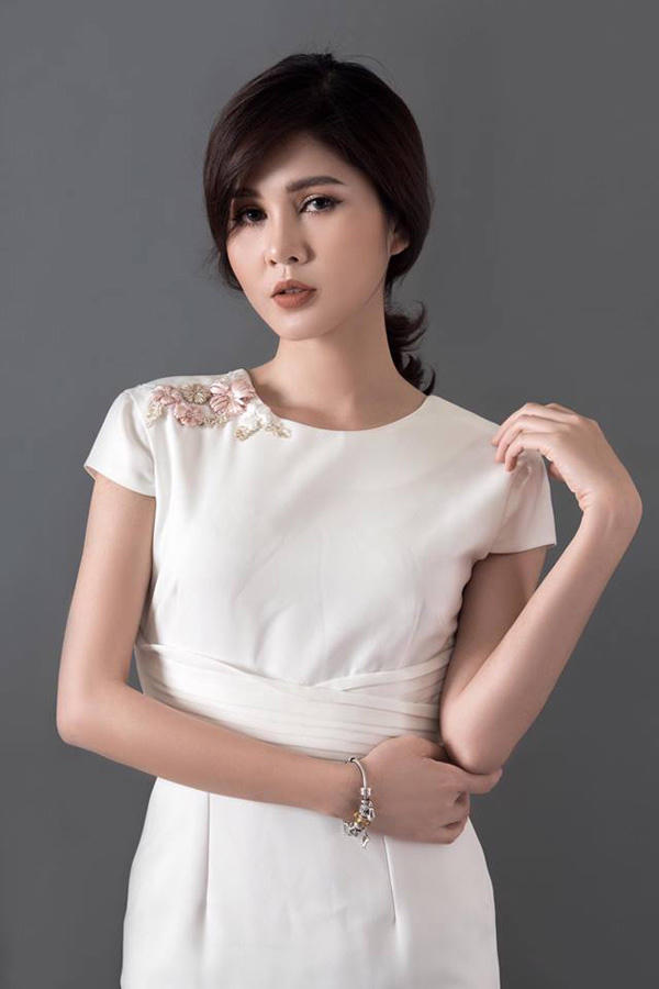 Vũ Thu Hoài sinh năm 1990. Cô đóng vai Lê Thảo - em gái Lê Thành. Lê Thảo yêu Bảo "ngậu" - tay chân của Phan Quân - nhưng bị anh trai kịch liệt phản đối.Vũ Thu Hoài từng đóng phim Chỉ có thể là yêu. Ngoài đời, cô là biên tập viên thể thao.
