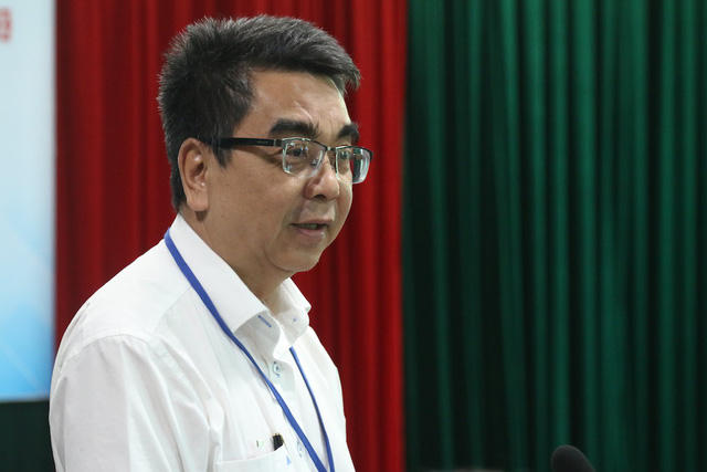 PGS.TS Nguyễn Ngọc Điện, Phó hiệu trưởng trường ĐH Kinh tế - Luật (ĐHQG TP.HCM) trở thành người Việt Nam đầu tiên là Viện sĩ Viện Hàn lâm Khoa học Hải ngoại Pháp