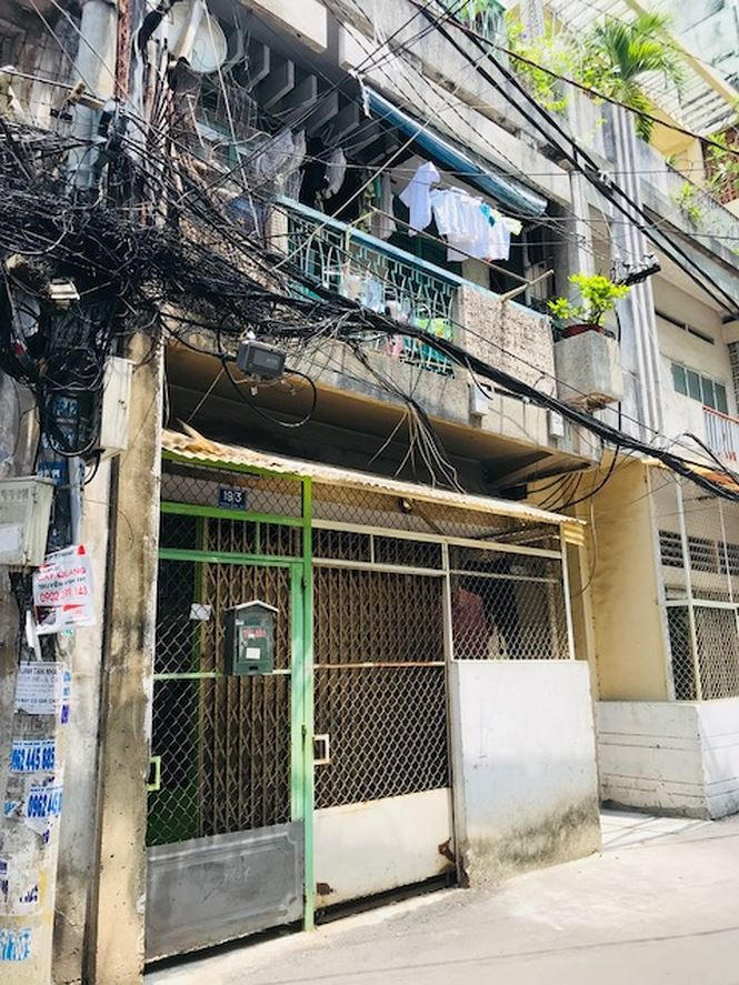 Căn nhà thuộc đất công trên đường Trần Đình Xu xuống cấp