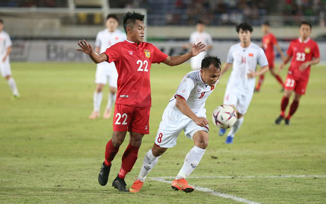 Trọng Hoàng là một trong những cầu thủ dứt điểm từ xa tốt nhất của đội tuyển Việt Nam (ảnh: Huyền Trang)