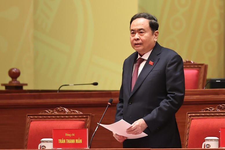 Đồng chí Trần Thanh Mẫn, Ủy viên Bộ Chính trị, Chủ tịch Quốc hội Nước Cộng hòa xã hội chủ nghĩa Việt Nam thay mặt các đồng chí lãnh đạo chủ chốt của Đảng, Nhà nước điều hành phiên họp trù bị - Ảnh: VGP/Nhật Bắc