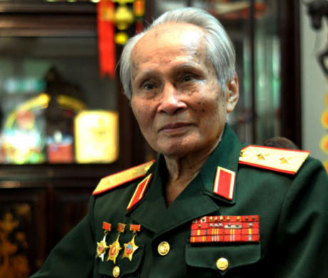 Trung tướng Nguyễn Quốc Thước.