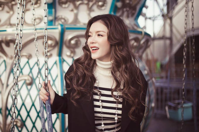 Mới đây, trên trang facebook cá nhân, Lý Nhã Kỳ bất ngờ chia sẻ loạt khoảnh khắc mới thu hút sự chú ý của cộng đồng mạng và người hâm mộ.