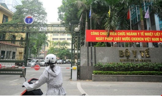 Quyết định gia hạn của Cục Dược đã cho các doanh nghiệp mỹ phẩm 7 tháng “vàng ngọc”?