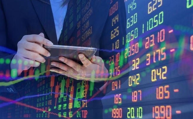 Loạt công ty năng lượng bị xử phạt do lỗi vi phạm công bố thông tin.