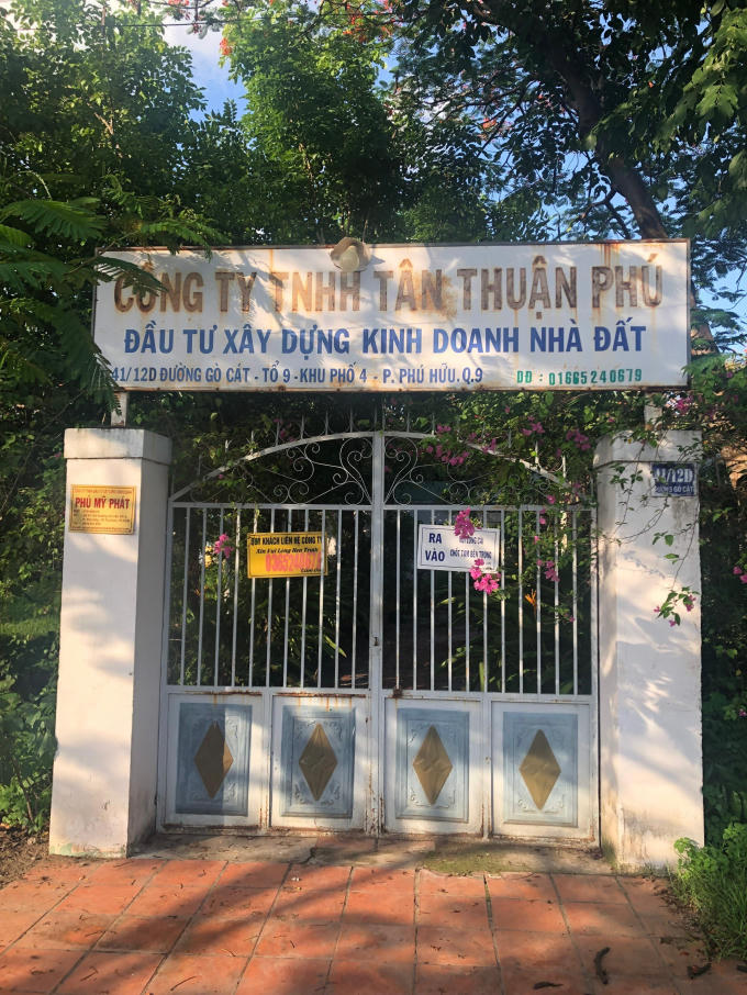 5dd6e09d056d4e8468497291acadda00