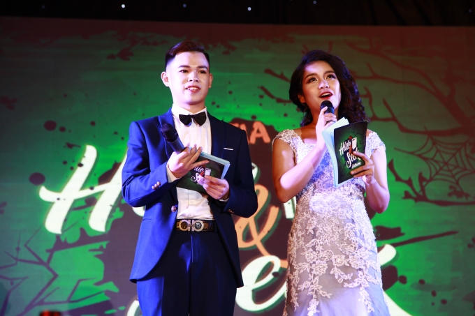 Với chủ đề Hide&amp;Seek (trốn tìm), Halloween 2016 của sinh viên trường Báo đã tạo nên nhiều bất ngờ thú vị.