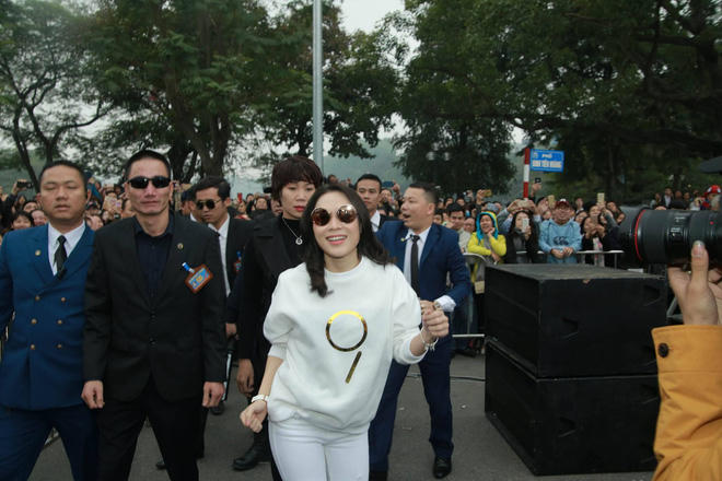 Sau 1 tuần, album vol.9 của Mỹ T&acirc;m ti&ecirc;u thụ