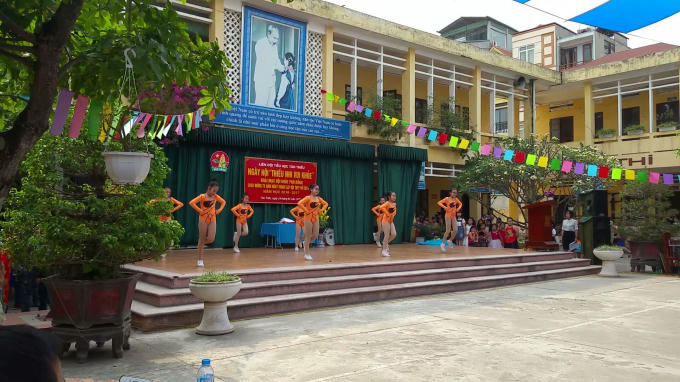 Mục ti&ecirc;u của gi&aacute;o dục hướng tới sự ph&aacute;t triển con người to&agrave;n diện