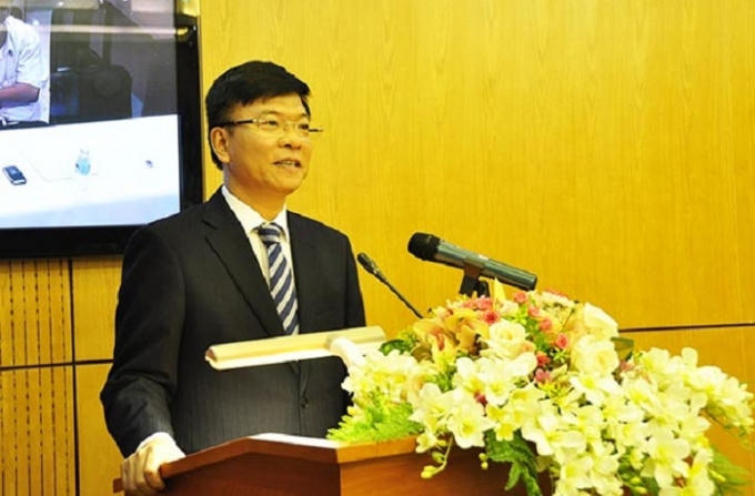 Thứ trưởng Lê Thành Long tham gia quá trình tổng kết thi hành Hiến pháp năm 1992, đề xuất các sửa đổi, bổ sung cho Dự thảo sửa đổi Hiến pháp năm 1992.