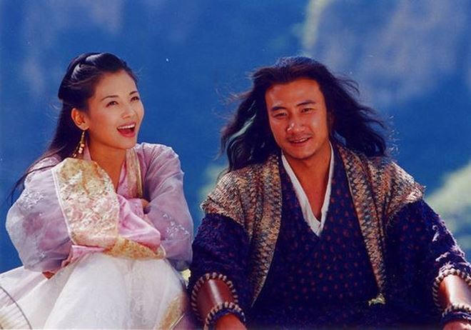 Kiều Phong (hay Tiêu Phong) trong "Thiên long bát bộ": Kiều Phong là hiện thân của một anh hùng, với tính cách hào sảng, phong trần, ngay thẳng, trọng tình nghĩa. Trong phim, anh là bang chủ cái bang, Nam Viện đại vương được võ lâm kính nể.