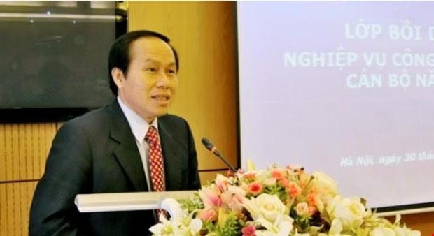 Ông Lê Tiến Châu.