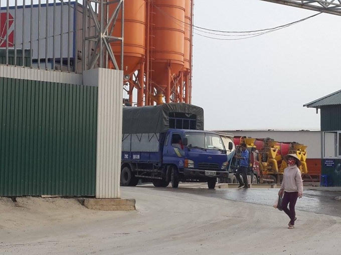 Trạm trộn bê tông Việt Tiệp do Công ty Cổ phần đầu tư xây dựng phát triển Việt Tiệp làm chủ đầu tư, thuộc lô đất ký hiệu CC1, KĐT Tây Nam Kim Giang 1, xã Tân Triều, huyện Thanh Trì, Hà Nội.