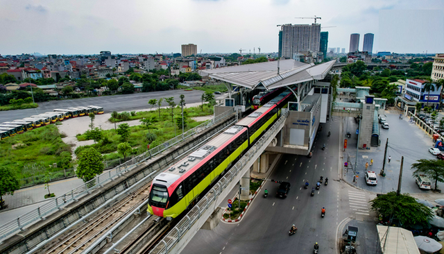 Hà Nội Metro miễn phí vé suốt 9 ngày, từ 27 tháng Chạp đến mùng 6 Tết Bính Ngọ 2026. (Ảnh: IT)