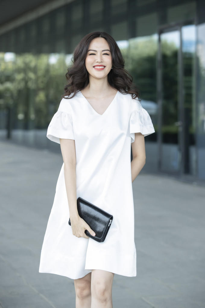 Hoa hậu Thu Thủy: &ldquo;Phụ nữ đẹp nhất khi họ bước v&agrave;o tuổi 40&rdquo;