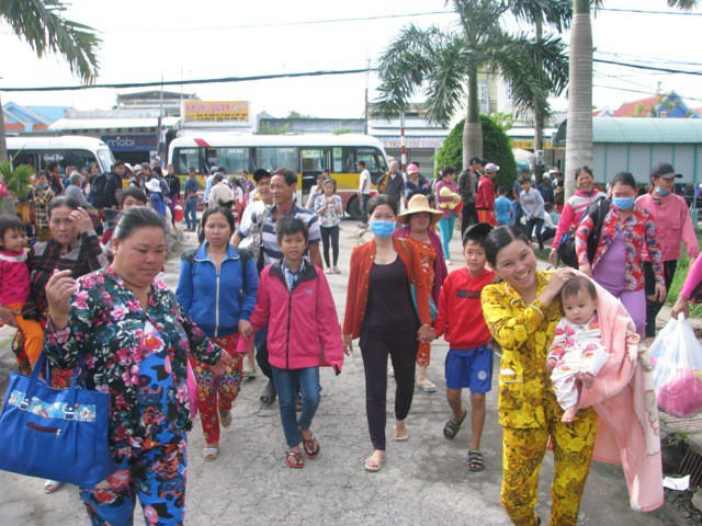 Ngay sau Noel, người miền Tây nháo nhào chạy bão