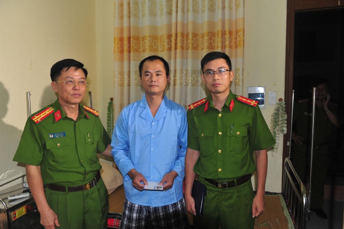 Thăm hỏi động viên chiến sĩ kịp thời.