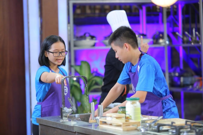 Đội Minh Anh - Đức Hải.