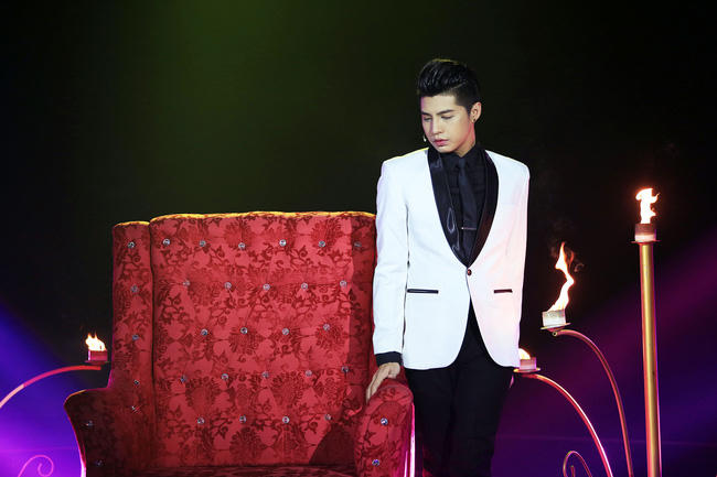 Noo Phước Thịnh &ndash; ch&agrave;ng ho&agrave;ng tử c&oacute; chỗ đứng vững chắc nhất trong l&agrave;ng nhạc Việt