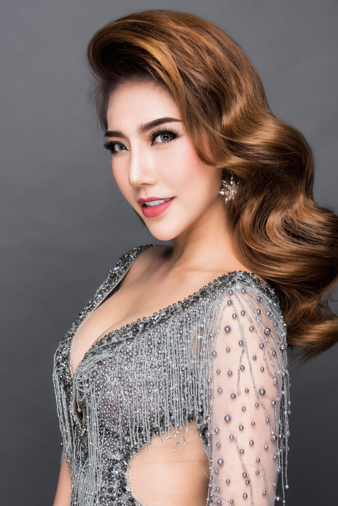 Hoàng Y Nhung tung bộ ảnh kỉ niệm hành trình đăng quang Hoa hậu Sắc đẹp Toàn cầu 2018.