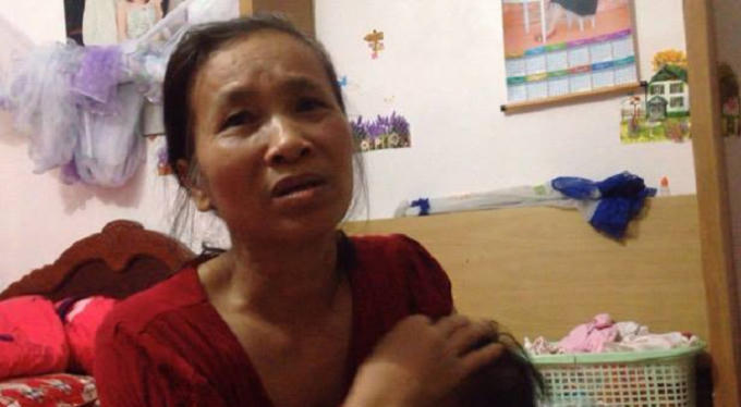 B&agrave; Khanh vẫn chưa hết b&agrave;ng ho&agrave;ng khi kể về sự việc xảy ra tại gia đ&igrave;nh người h&agrave;ng x&oacute;m.