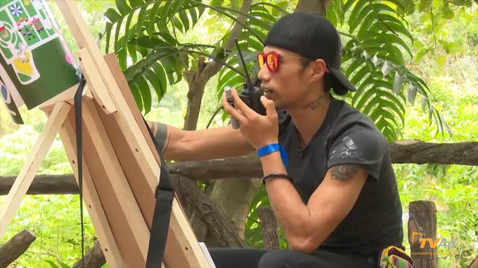 Chấu ơi! Con đ&acirc;u rồi?