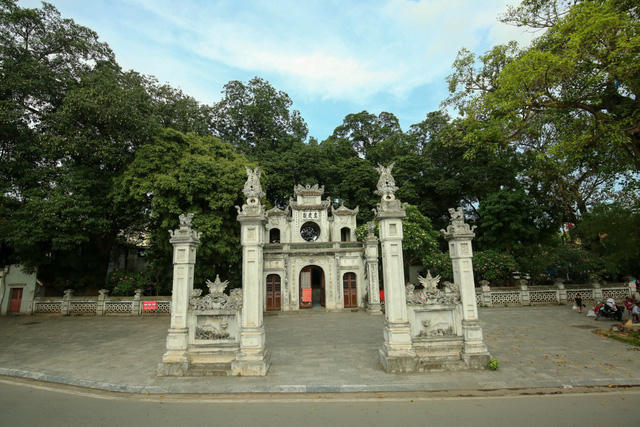 Đền Quán Thánh.