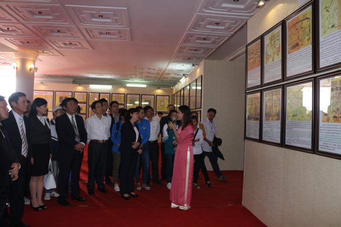 Triển lãm thu hút sự quan tâm của đông đảo cán bộ, đảng viên, cán bộ lực lượng vũ trang nhân dân, học sinh, sinh viên và các tầng lớp nhân dân tỉnh Hà Nam.