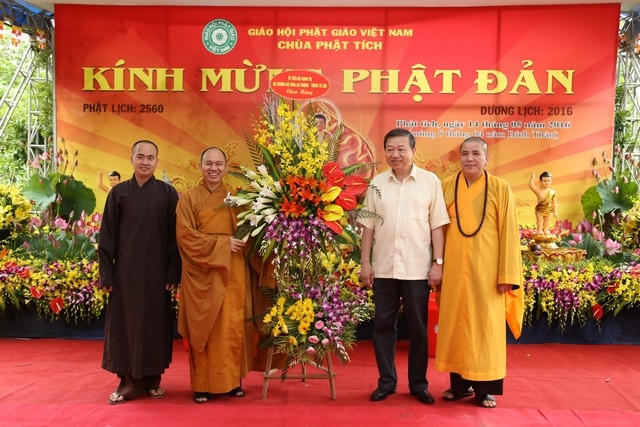 Đại lễ kính mừng Phật đản PL.2560 - DL.2016 tại chùa Phật Tích.