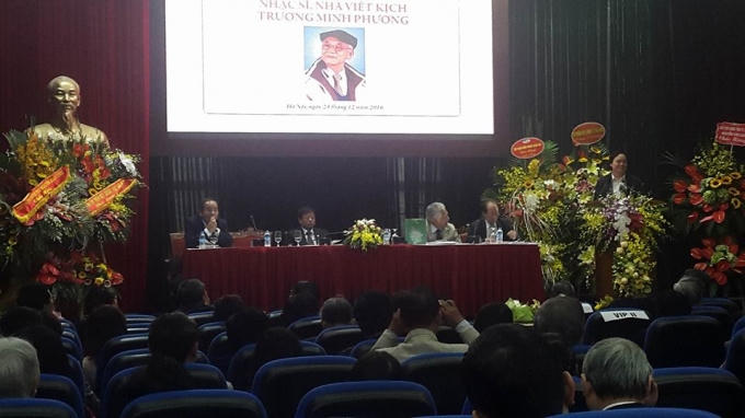 Bộ trưởng Bộ GD&amp;ĐT Phùng Xuân Nhạ phát biểu.