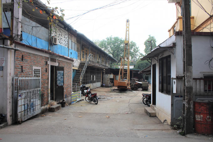 Theo th&ocirc;ng tin từ Cục thuế H&agrave; Nội, X&iacute; nghiệp chế tạo Thiết bị Tầu thuỷ hiện đang nợ 3,5 tỷ đồng tiền thu&ecirc; đất.