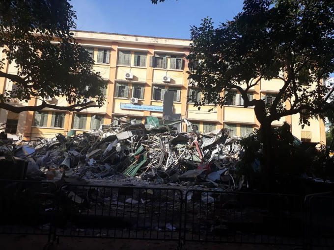 Quận Ba Đình tiếp tục cưỡng chế công trình vi phạm tại mương Phan Kế Bính