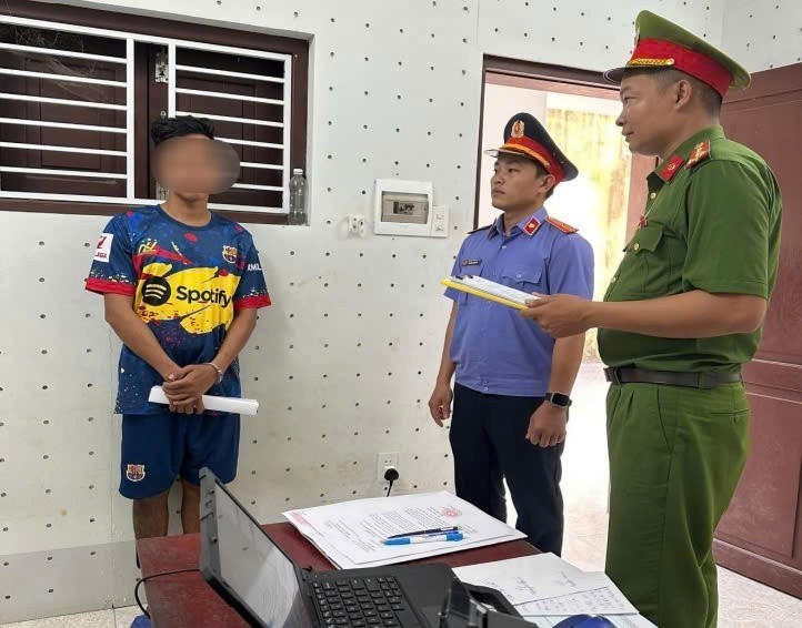 Khởi tố đối tượng cướp tài sản sau khi mua bán dâm