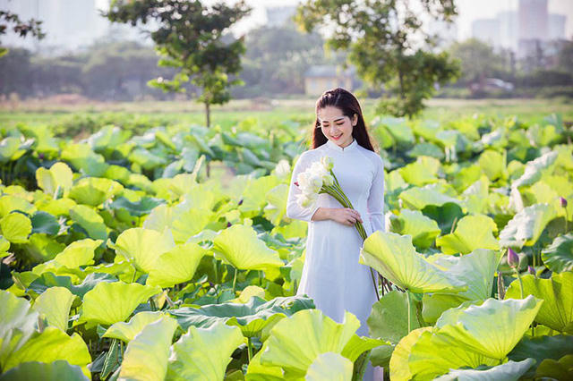 Cùng ngắm nhìn thêm một số hình ảnh của Vũ Phương.