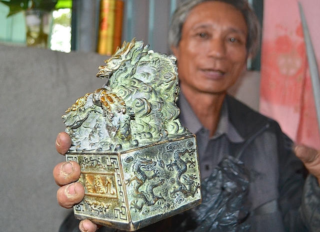 Người dân xôn xao khi hay tin anh Sửu đang sở hữu cổ vậy quý.