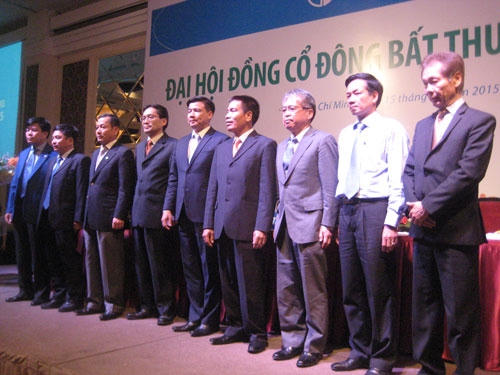 HĐQT Eximbank ra mắt trong đại hội cổ đông bất thường năm 2015.
