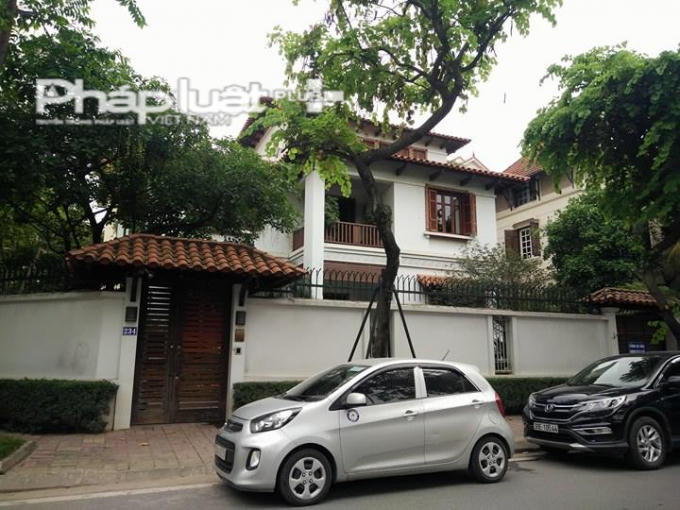 Căn biệt thự được giới mô giới bất động sản định giá trên 30 tỷ đồng. Ảnh Mai Thu