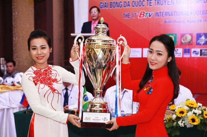 Tổng giá trị tiền thưởng dành cho các đội và cầu thủ tại giải đấu năm nay lên tới 1 tỷ đồng.