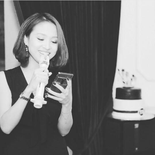 Mặc dù đối mặt với những khó khăn lớn trong cuộc đời, nhưng Vân Hugo vẫn luôn vui vẻ và lạc quan.