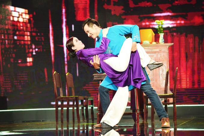 Gil L&ecirc; l&uacute;ng t&uacute;ng khi Trấn Th&agrave;nh tr&ecirc;u chọc chuyện bị &eacute;p lấy chồng