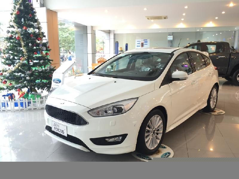 Ford Focus Trend hiện đang là mẫu xe hạng C dùng số tự động rẻ nhất Việt Nam