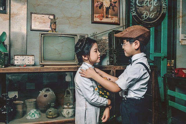 Bộ ảnh do nhóm nhiếp ảnh gia Lê Xuân Bách , Dương Minh, Lâm Phan thực hiện tại Hà Nội.